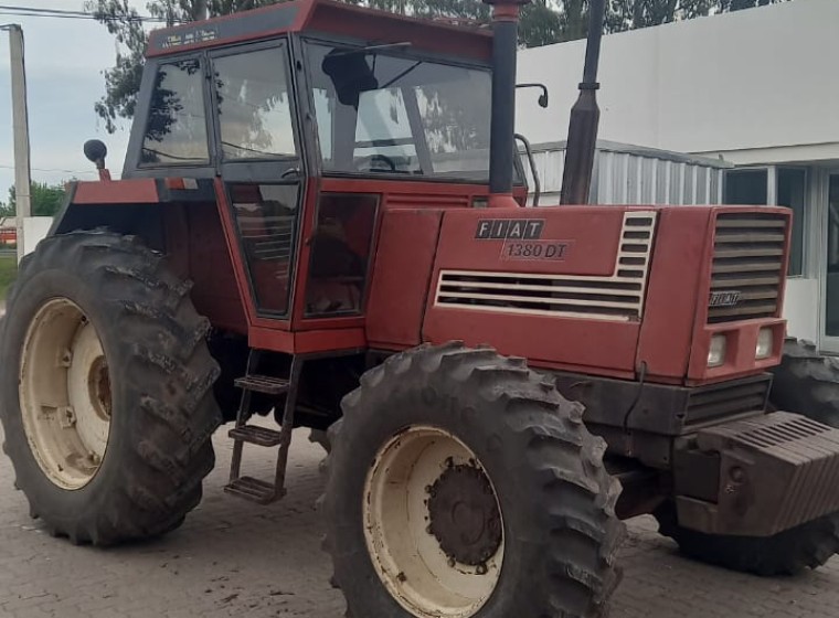 Tractor Fiat 1380, año 1984