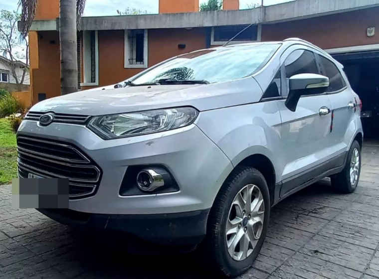 Vehículo Ford Ecosport Titanium 1.6, año 2013