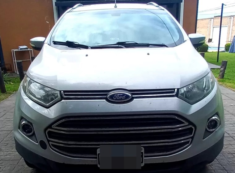 Vehículo Ford Ecosport Titanium 1.6, año 2013