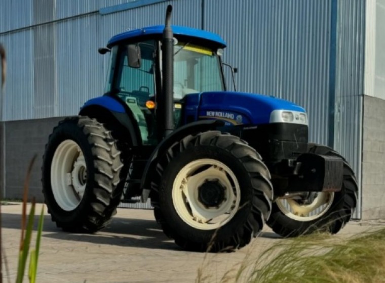 Tractor New Holland TS 6.130, año 1