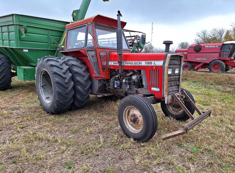 Tractor Massey Ferguson 1195 L, año 1992