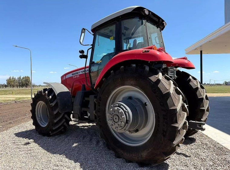 Tractor Massey Ferguson 7415, año 0