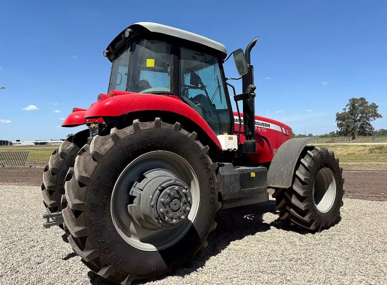 Tractor Massey Ferguson 7415, año 0