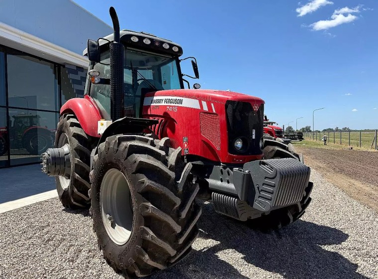 Tractor Massey Ferguson 7415, año 0