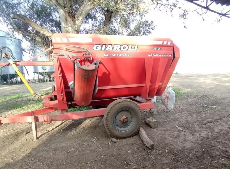 Mixer Giaroli 7 m3, año 1