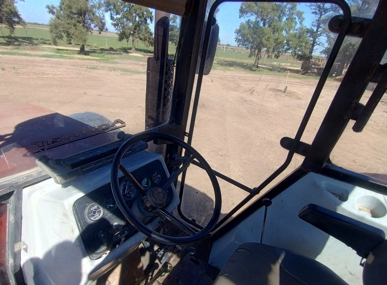 Tractor Agrinar T150-4, año 2014