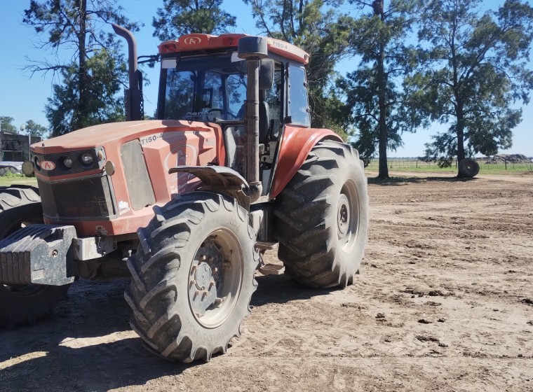 Tractor Agrinar T150-4, año 2014