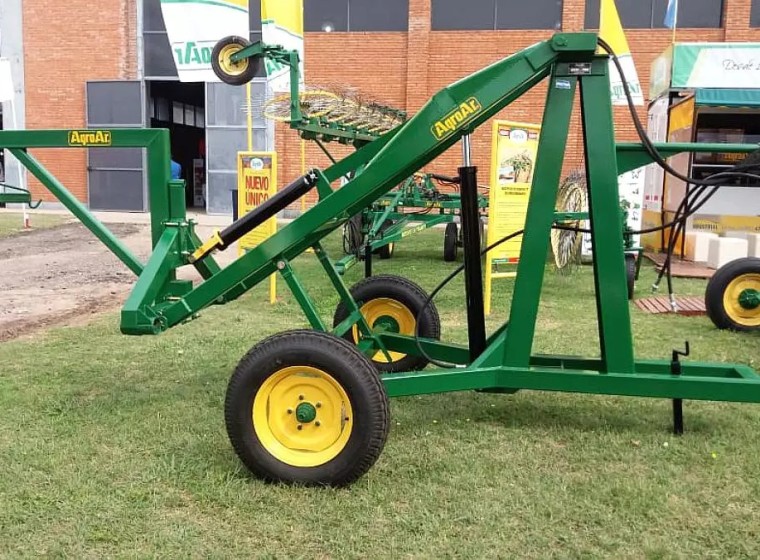 Transporte rollos Agroar ER 4000, año 0