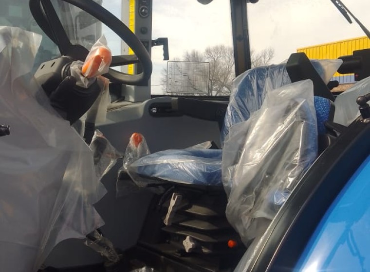 Tractor New Holland TD5, año 0