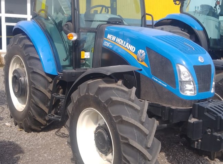 Tractor New Holland TD5, año 0
