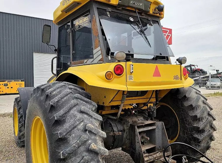 Tractor Pauny EVO 250 A, año 2016