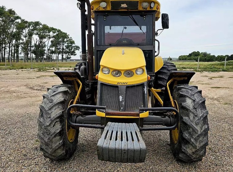 Tractor Pauny EVO 250 A, año 2016