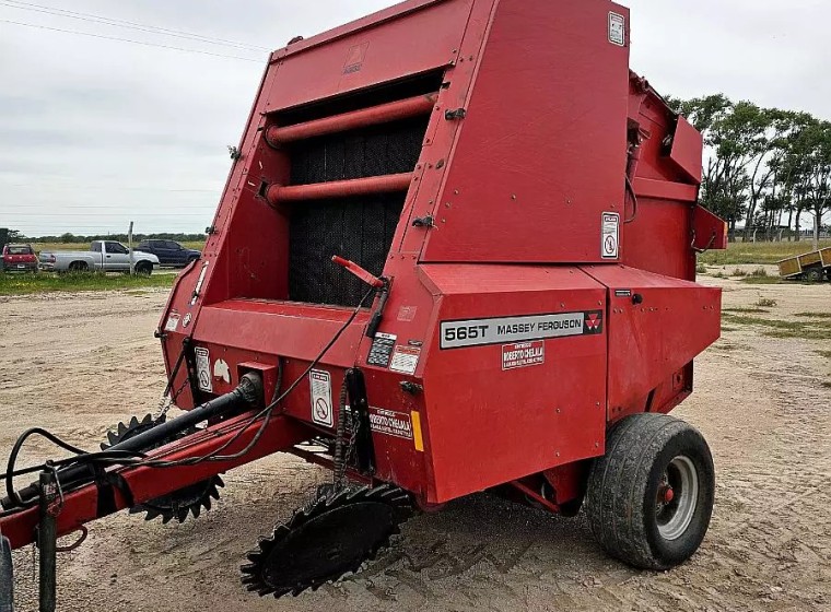 Rotoenfardadora Massey Ferguson 565T, año 2003