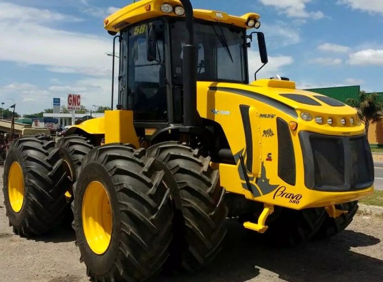 Tractor Pauny 580 Bravo, año 0