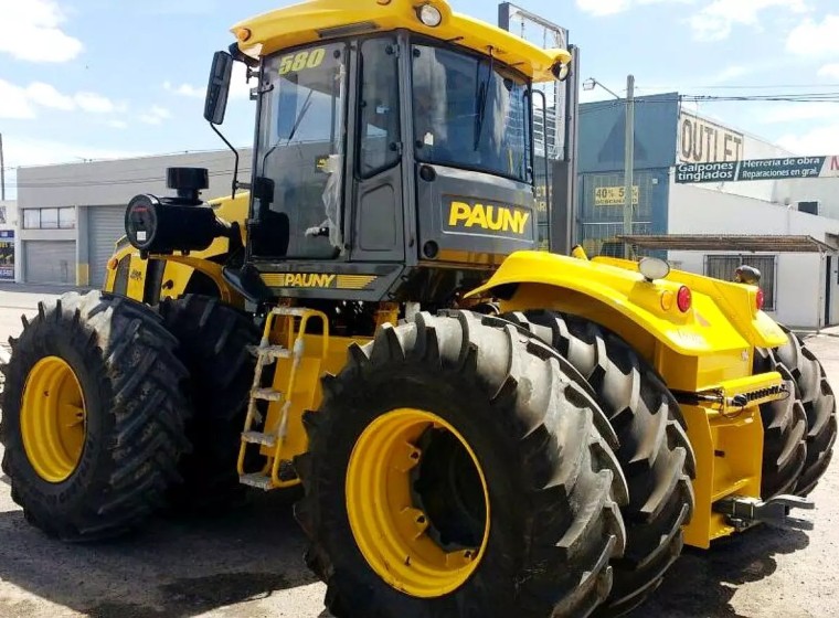 Tractor Pauny 580 Bravo, año 0