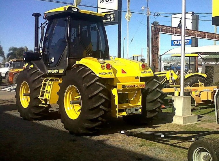 Tractor Pauny 500 Novo, año 0