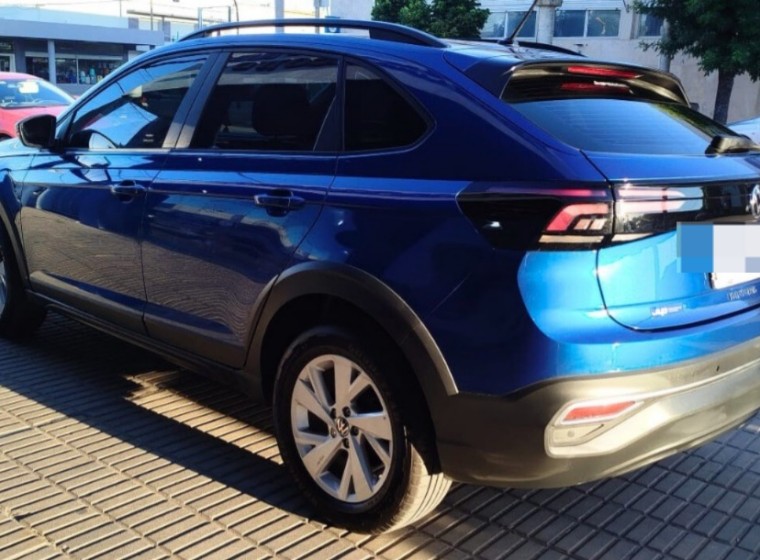 Vehículo Volkswagen Nivus Comfort, año 2024