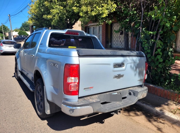 Vehículo Chevrolet S10 LTZ, año 2012