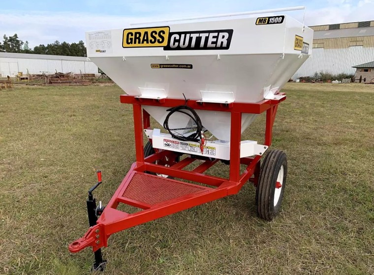 Fertilizadora Grass-Cutter MB 1500 AR, año 0