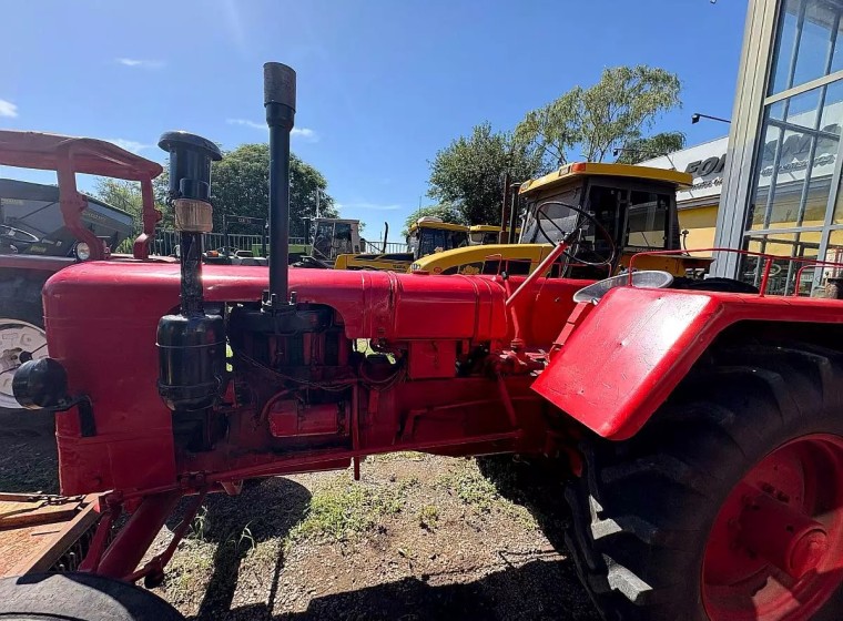 Tractor Fahr D400, año 1