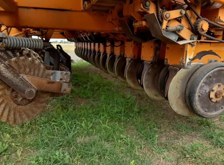Sembradora Agrometal TX Mega 1635, año 2009