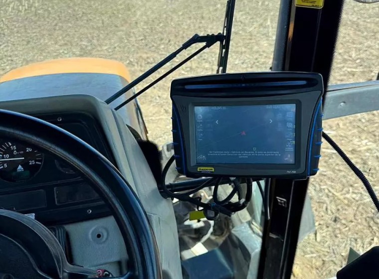 Tractor Valtra AR 175, año 2016