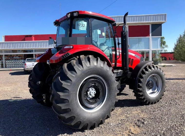 Tractor Case 130A, año 0
