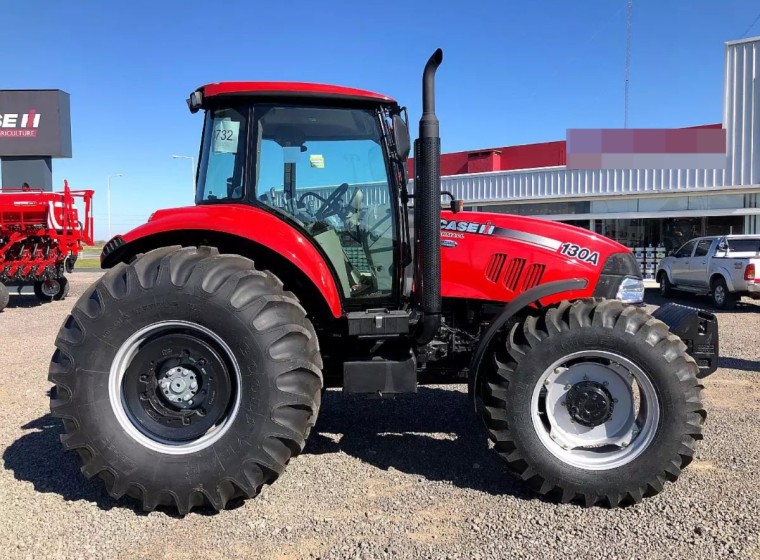 Tractor Case 130A, año 0