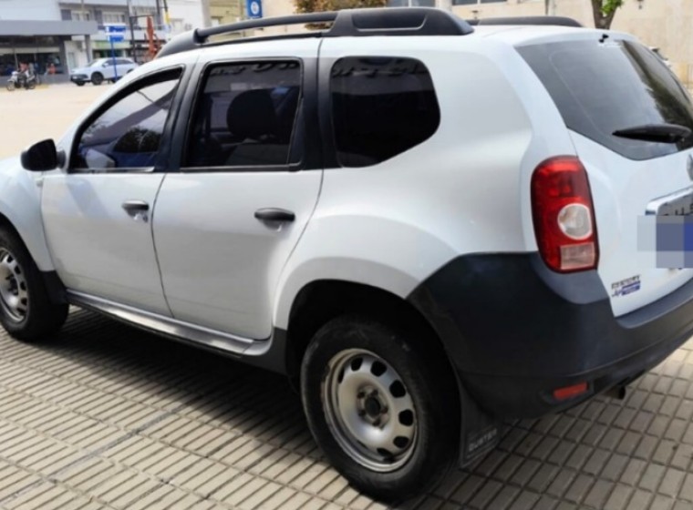 Vehículo Renault Duster Dynamique 1.6, año 2012