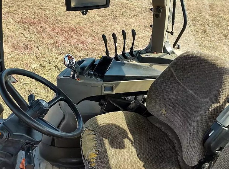 Tractor Case 190, año 2017
