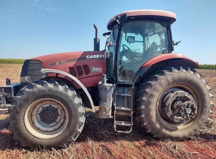 Tractor Case 190, año 2017