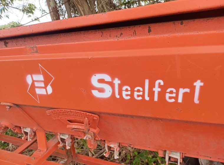 Sembradora Steelfert 2435, año 1