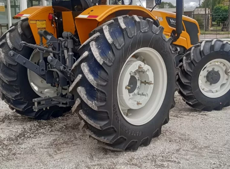 Tractor Valtra A 750, año 0