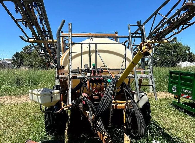 Pulverizadora Releyco R 3500 SD, año 2008