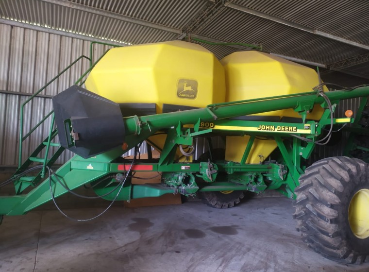 Sembradora John Deere 4819, año 2002