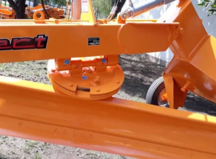 Maquinaria vial Metalbert N.A.M. 3.000 2500 kg, año 0