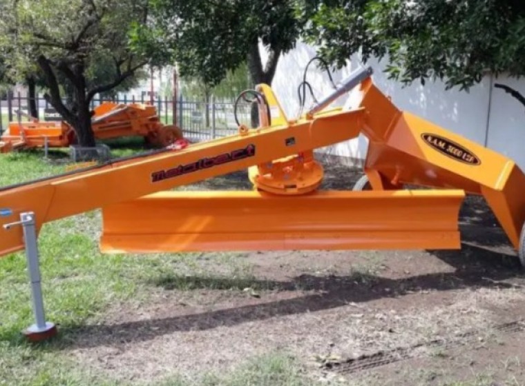 Maquinaria vial Metalbert N.A.M. 3.000 1700 kg, año 0
