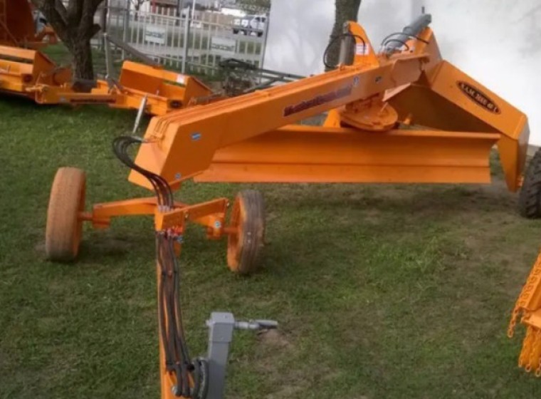 Maquinaria vial Metalbert N.A.M. 3.000 1225 kg, año 0