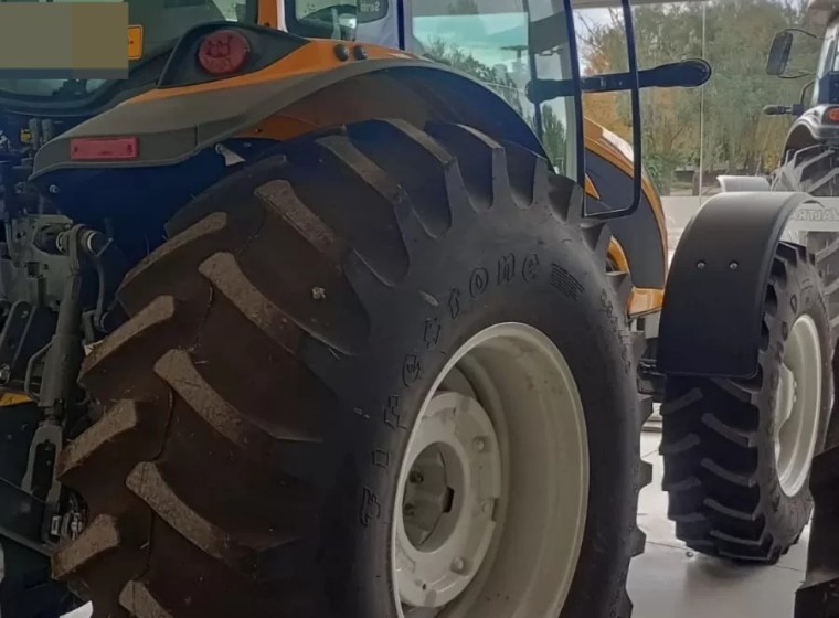 Tractor Valtra AG4 114, año 0