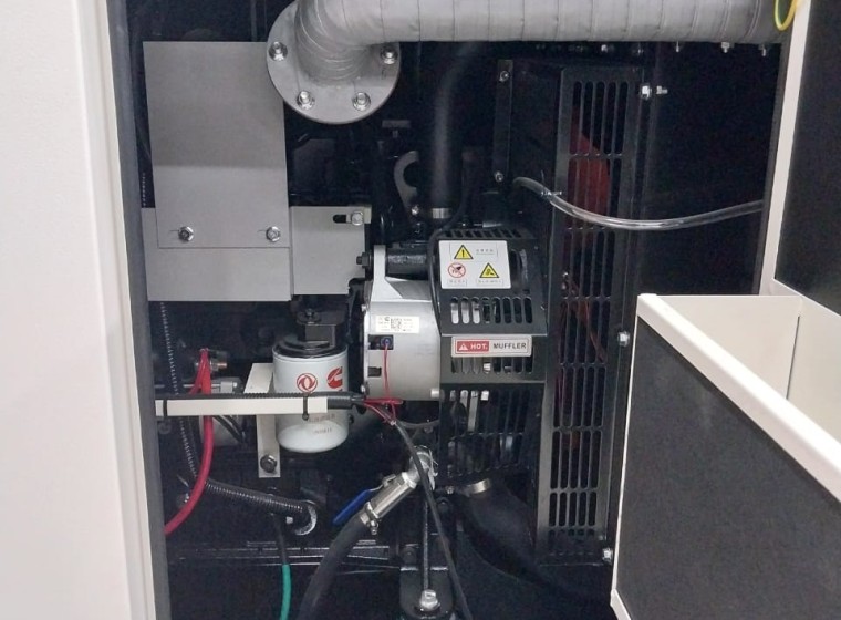 Grupo electrógeno  Leroy-Somer AJ - 55C Cummins, año 0