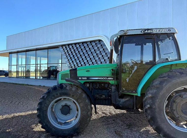 Tractor Agco Allis 6.125, año 2011
