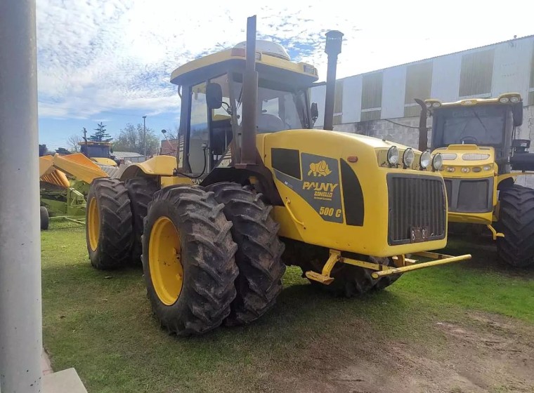Tractor Pauny 500 C, año 2011