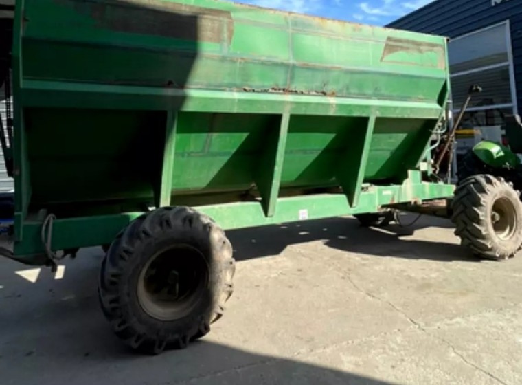 Mixer Montecor 14 mts3, año 1