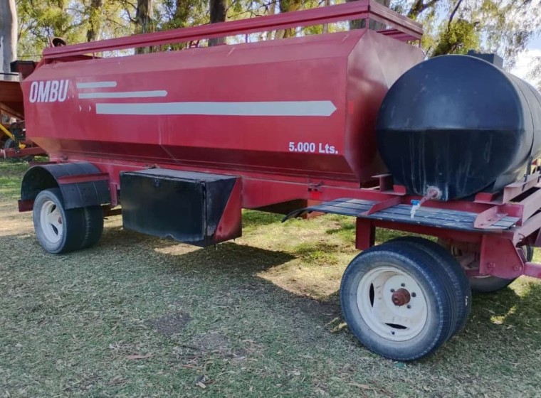 Acoplado Ombu 5000 lts, año 1