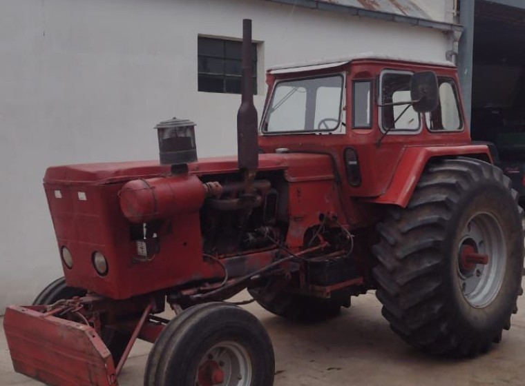 Tractor Fahr 85, año 1