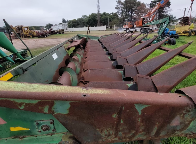 Cabezal John Deere Americano 1352, año 2001