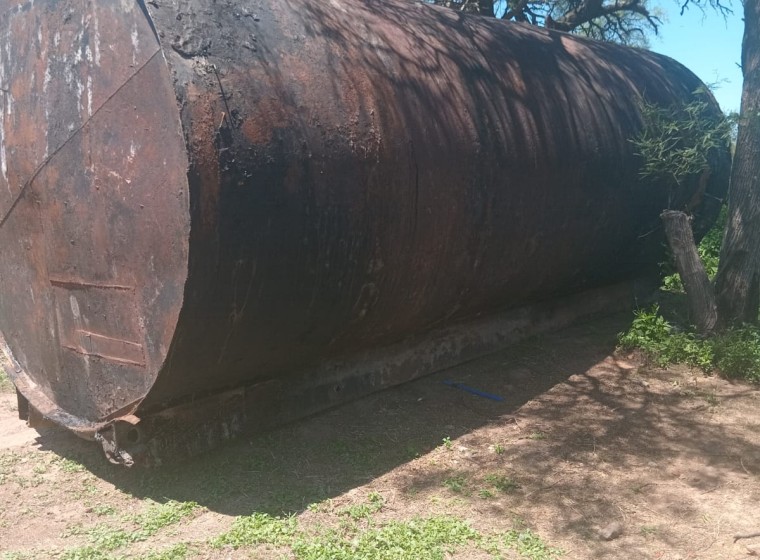 Tanque Otras 30.000 lts, año 1