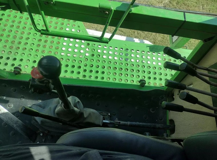 Pulverizadora Metalfor 2750, año 1997