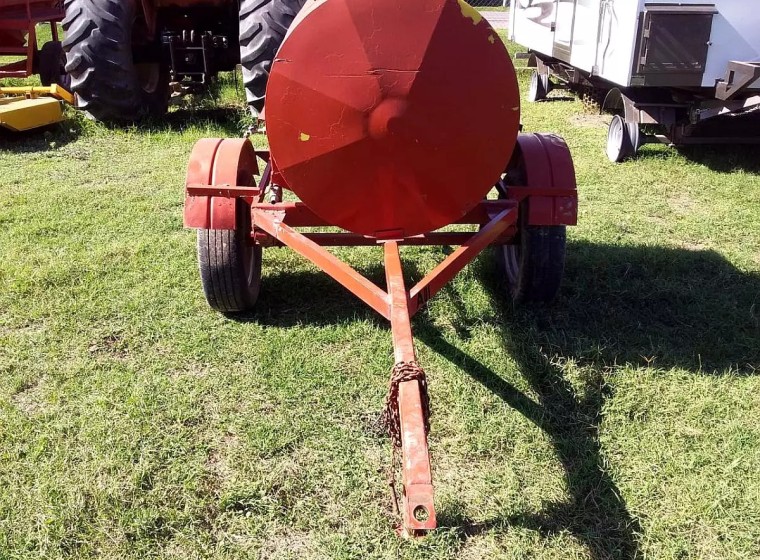 Acoplado Otras 1500 lts, año 1