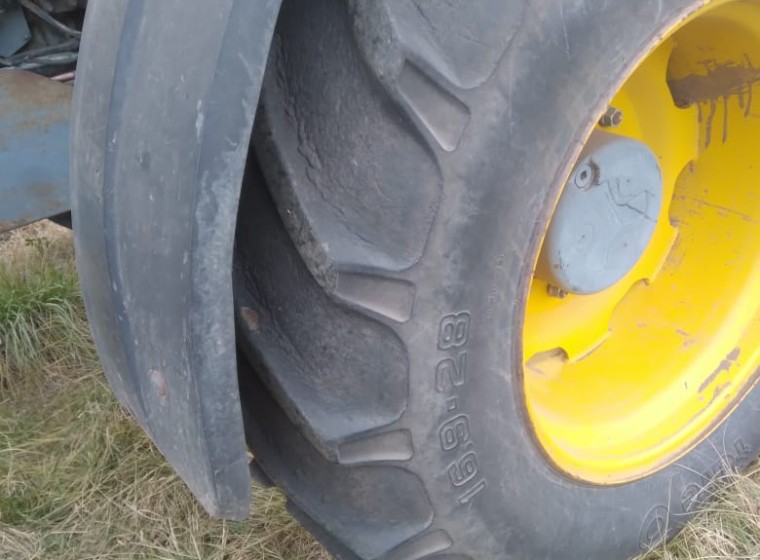 Tractor Pauny EVO 230 A, año 1